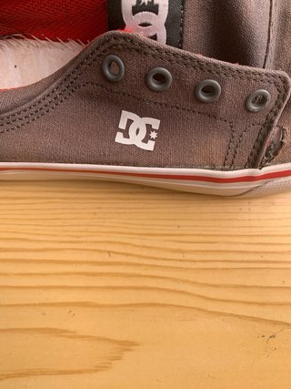 Zapatillas DC Marrones Casuales