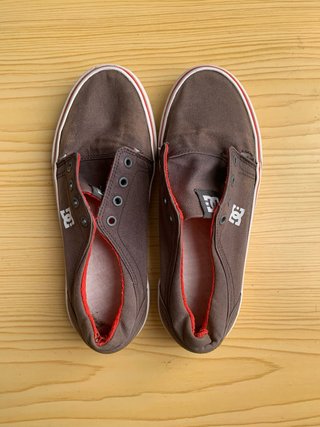 Zapatillas DC Marrones Casuales