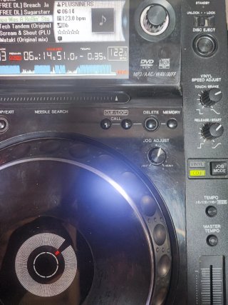 2 Pioneer CDJ-2000