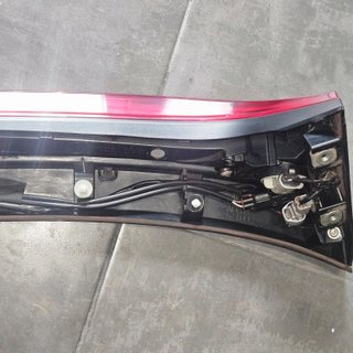 Luz Trasera de Freno Mitsubishi Eclipse Cross  5817A281 MIN51161 GARANTIA