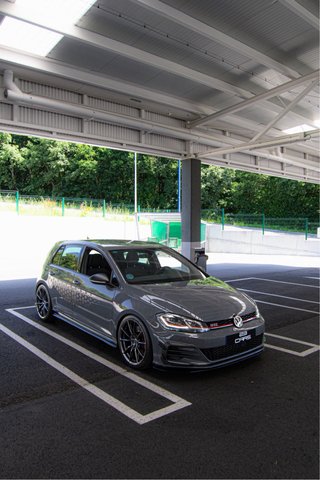 VW GOLF TCR 400