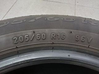 205/60 R16 96V