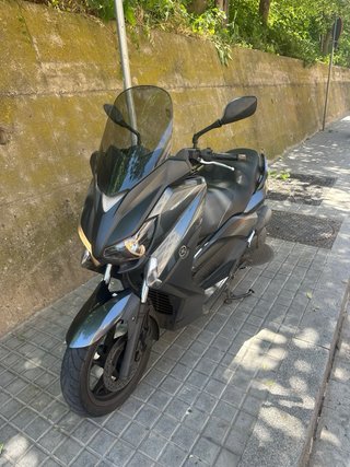 Yamaha Xmax 250 Scooter Negra/Gris