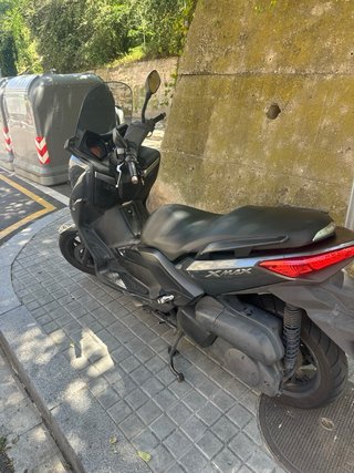 Yamaha Xmax 250 Scooter Negra/Gris
