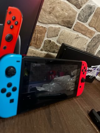 Nintendo Switch Console + Accessori