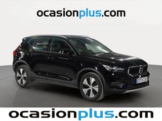 Volvo XC40 T3 Momentum Auto 120 kW (163 CV)