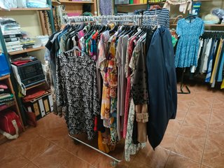 Cierre tienda de ropa lote 600 prendas multimarca