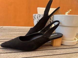 Zapatos Mango Ante Destalonados Negros