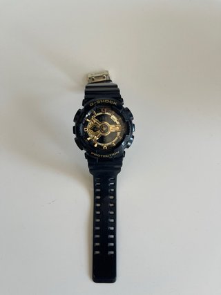 Reloj Casio G-Shock Negro y Dorado