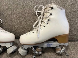 Patin Edea escordio talla 255