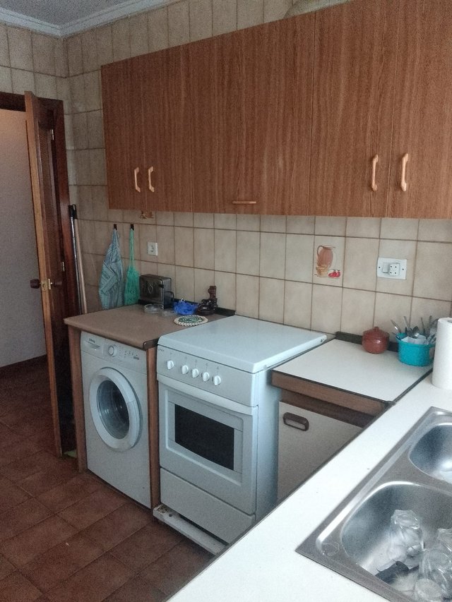 PISO AMPLIO CON GARAJE Y TRASTERO EN INIESTA