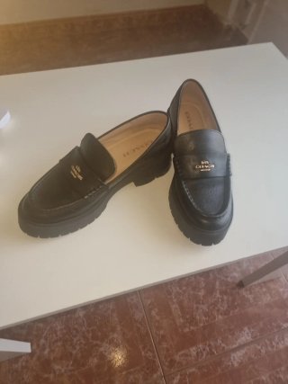 Mocasines Coach de Cuero Negro