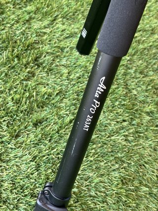 Trípode Vanguard Alta Pro 263AGH con rótula GH-100