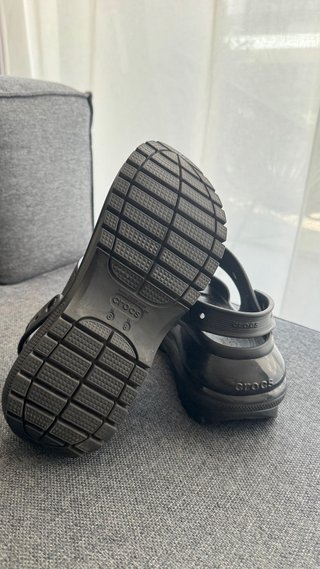 Sandalias Plataforma Crocs Mujer Negras