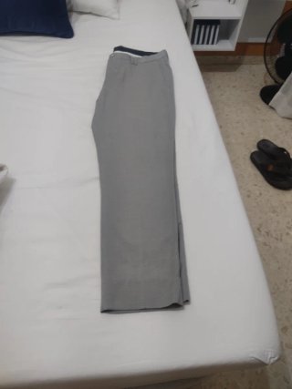 Traje juvenil gris claro