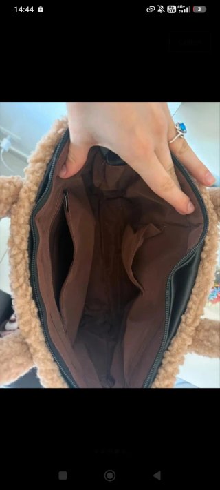 Borsa in peluche beige e marrone