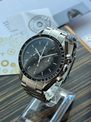 Omega Speedmaster Professional Moonwatch 42mm
