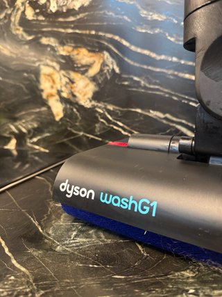 Fregona eléctrica / Fregadora Dyson Wash G1