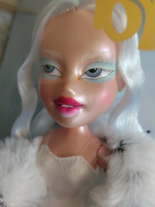 Bratz Muñeca Coleccionista Holidayz Frosty Nights