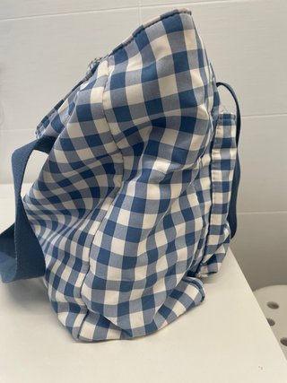 Bolsa de playa cuadros azul y blanco con bolsillos