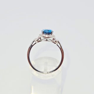 Anillo Oro Blanco 18K Piedra central, 3.78gr, T-20