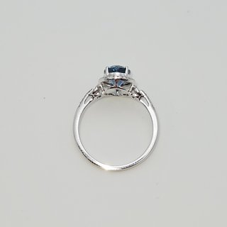 Anillo Oro Blanco 18K Piedra central, 3.78gr, T-20
