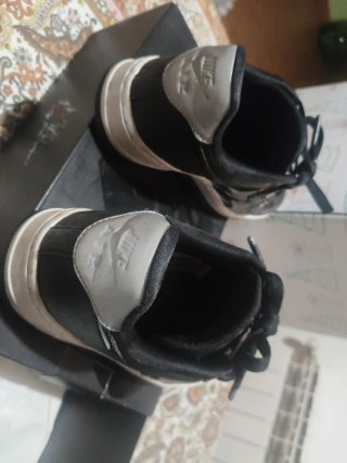 Nike Air Force 1 '07 SE PRM Talla 36 Charol