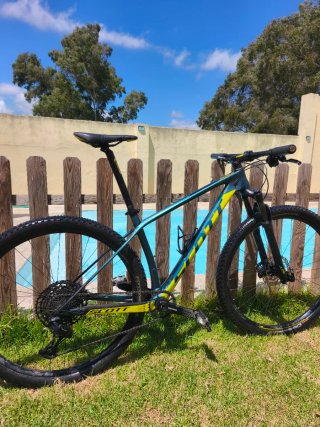 Bicicleta Scott Scale 940 2020