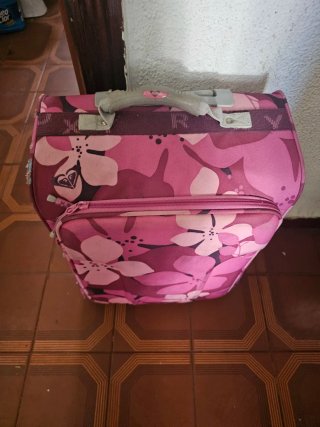 Maleta de viaje rosa