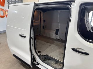 Peugeot EXPERT 2.0 BlueHDi 120 Premium L2 (2022)