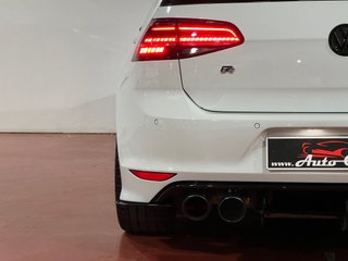 Volkswagen Golf R 2.0 TSI 300CV BMT 4Motion DSG