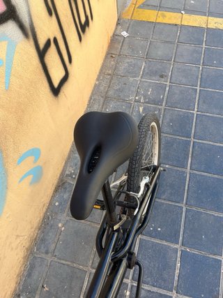Bicicleta BMX negra