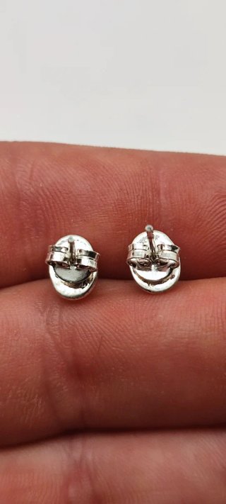 Pendientes de plata y ónix.