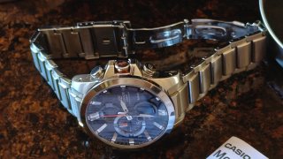 Reloj Casio Edifice Bluetooth ECB-500D-1ADR