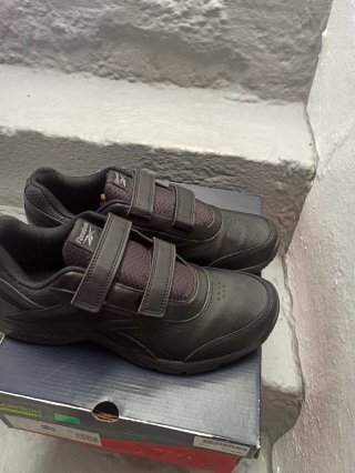 Tenis Reebok Negros Velcro