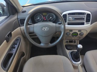 Hyundai Accent 2009