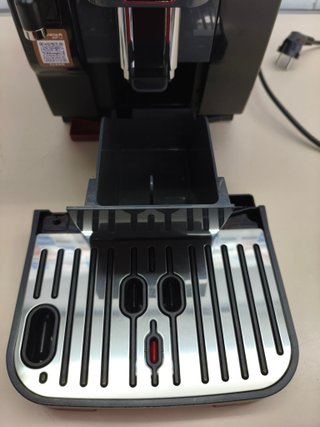 Cafetera superautomática De’Longhi Magnifica Start LatteCrema automática
