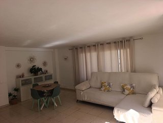 Piso en venta en Playa de la Fontanilla en Marbella
