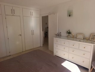 Piso en venta en Playa de la Fontanilla en Marbella