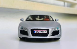 Audi R8 maqueta coche 1/24 gris plata metalizado
