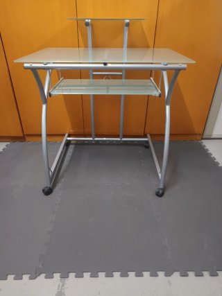 MESA Escritorio  Cristal y Metal