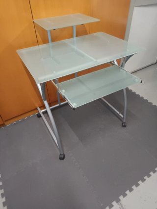 MESA Escritorio  Cristal y Metal
