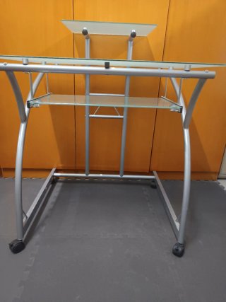 MESA Escritorio  Cristal y Metal
