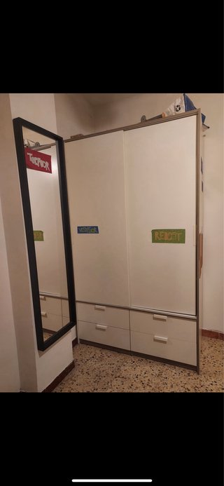 Se alquila habitación