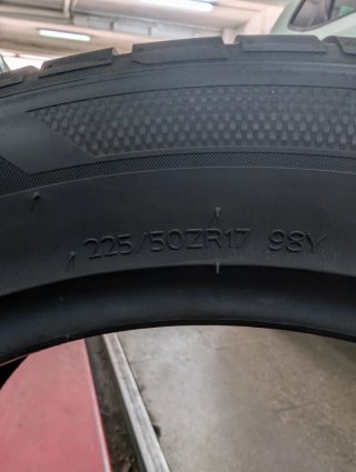 Neumático Hankook Ventus S1 evo3 225/50ZR17 98Y XL