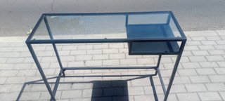 Escritorio IKEA VITTSJÖ Negro y Vidrio