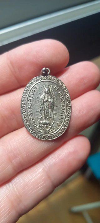 Medalla religiosa plata Virgen de Guadalupe