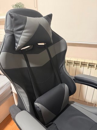 Silla gaming ergonómica con cojines