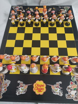 Ajedrez Chupa chups.