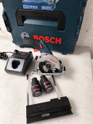 Sierra Circular Bosch GKS 12V-26